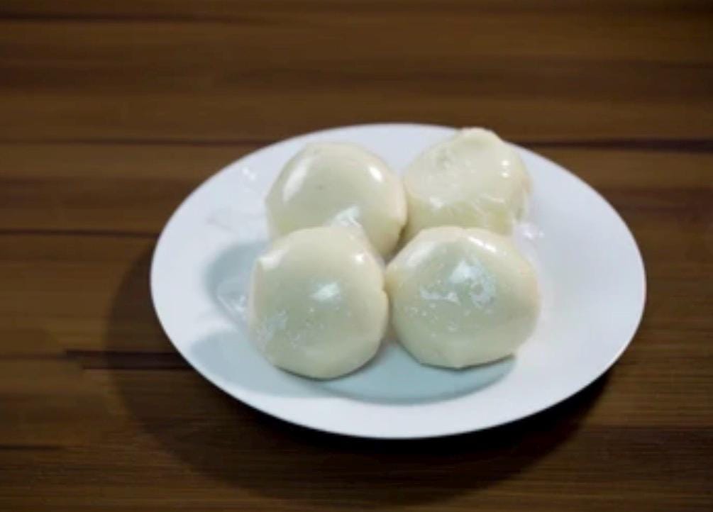 Pounded Yam Flour 4 Lbs| Instant Iyan | Authentic Nigerian Swallow | Smooth Yam Fufu | African Food Staple | Easy to Prepare